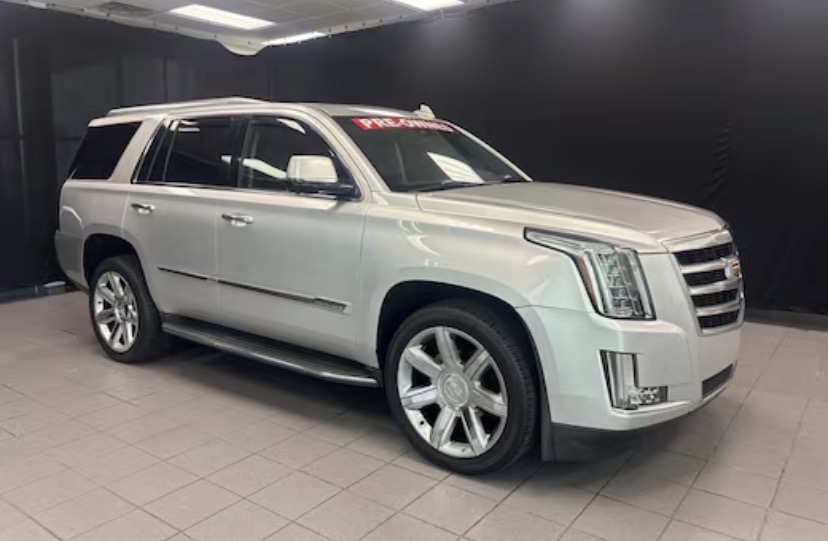 2016 Cadillac Escalade Luxury Collection